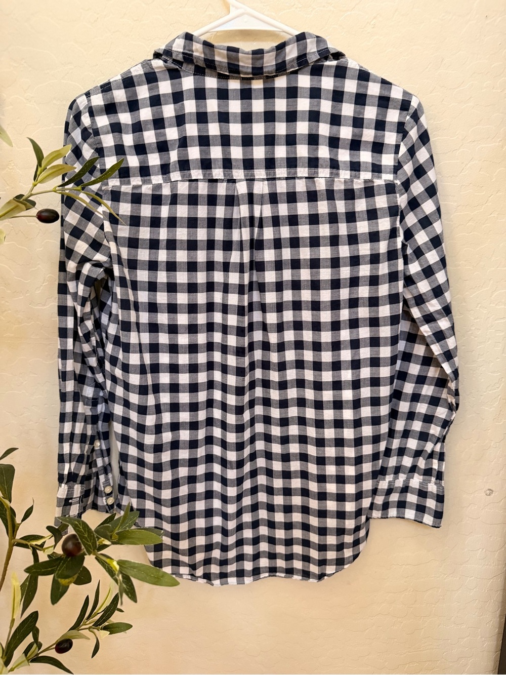 J.Crew Black & White Gingham Button-Up Shirt - Classic Women's Top - Picture 3 of 7
